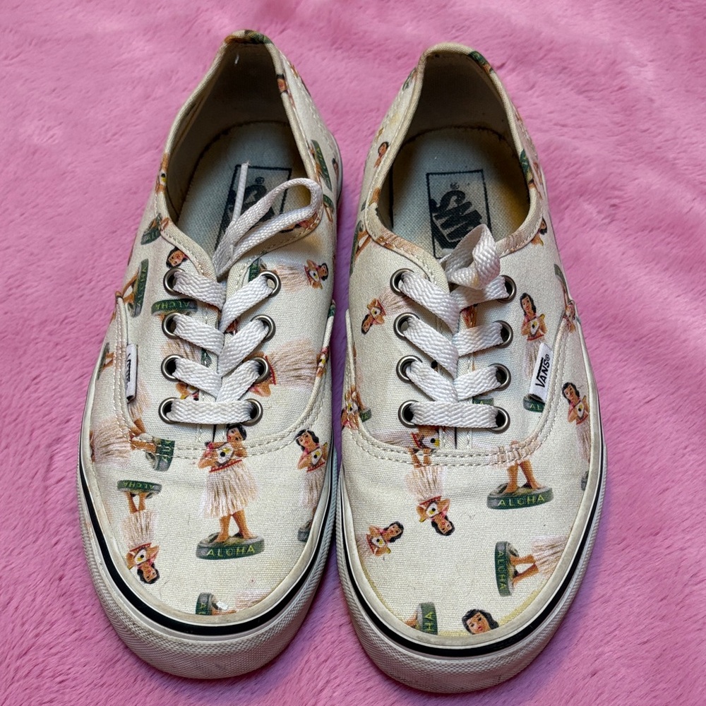 Vans Womens Cream Hula Girl Print Sneakers